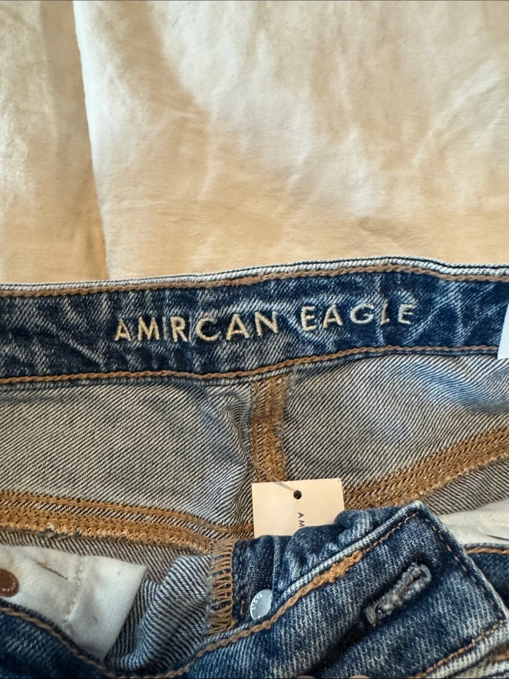 NWT American Eagle Outfitters Highest Rise Baggy Short Size 8